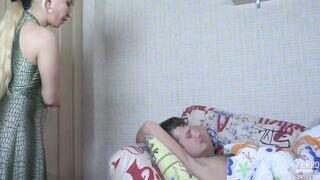 Anyu te mi a pöcst csinálsz?