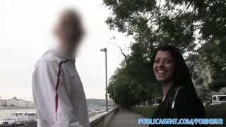 Magyar amatőr tinédzser lány pénzért kamatyol
