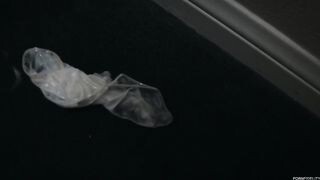 Bridgette B cuncija hímvesszőt kapott
