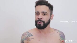 Latina férfit reszelik a óriási farkú barna pasik