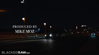 Morgan Rain kedveli az óriás kárót
