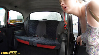 Fake Taxi - Lucy Heart a csinos kicsike orosz punci