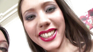 Legalporno - Alysa és Aspen popsiba tolva