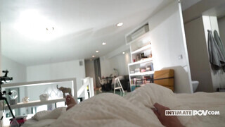 Its POV - Alyssia Kent a bájos román milf
