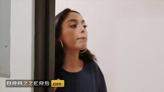 Brazzers – Vanessa Sky a gigantikus picsájú spanyol csajszi