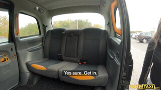 Fake Taxi - Tinédzser csaj és a termetes taxis káró