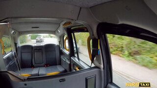 Fake Taxi - Lenina Crowne imádja szeretkezni a taxiban