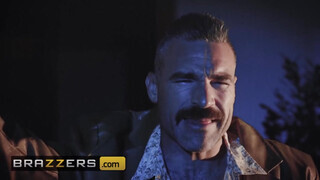 Brazzers - Kendra Spade pinája megkettyintve