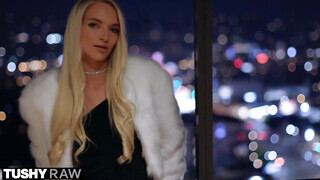 TUSHYRAW - Lana Sharapova a szőrös nunis világos szőke nőci