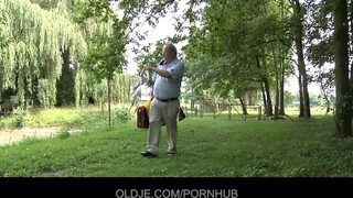 Oldje - Öreg fószer kufircolja a tinédzser macát