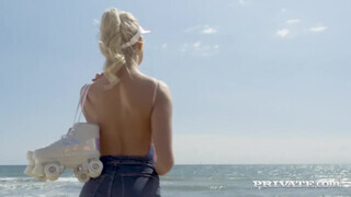 Private.com - Angelika Grays hátsó bejáratba reszelve