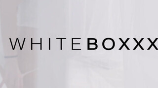 WhiteBoxxx - Oxana Chic a szexy ukrán csajszika