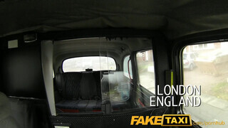 FakeTaxi - telt csoki hajú szuka pénzért mindent bevállal