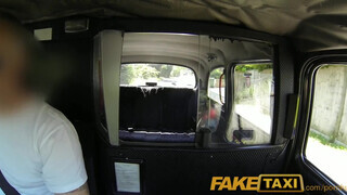 FakeTaxi - Rio Lee a gigászi cickós csoki csaj
