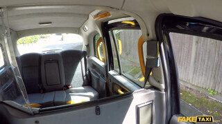 Fake Taxi - Zsenge nőci kúr a taxiban