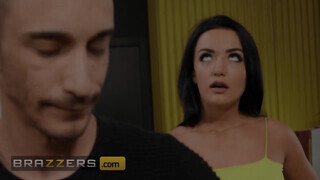 Brazzers - Zuzu Sweet-et ánuszba reszeli a Barista pali