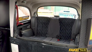 Fake Taxi - Jennifer Amilton a bűbájos szöszi