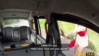 Fake Taxi - Alexxa Vice az óriás cicis repedtsarkú