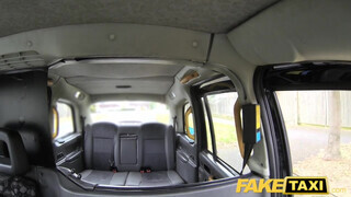 Fake Taxi - Jimena Lago kamatyol a sofőrrel