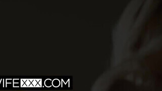 HotwifeXXX - Natalia Queen imádja a gigantikus bájdorongot