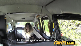 Fake Taxi - cuki göndör hajú csajszi még segget is nyal