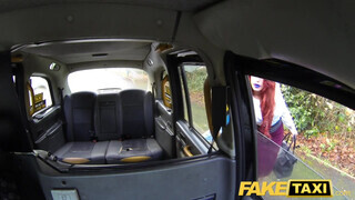 Fake Taxi - Csöcsös vörös milf megkúrva