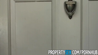 PropertySex - izgató világos szőke ingatlanos pipi