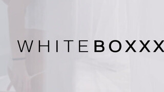 WhiteBoxxx - Alyssia Kent hatlmas cickós román luvnya