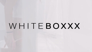 WhiteBoxxx - Az legelső édeshármas sex élményem