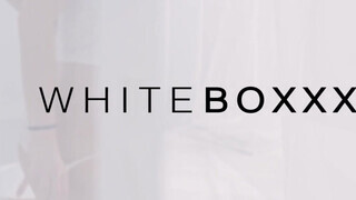 WhiteBoxxx - kicsmellű szuka keményen megkúrelva