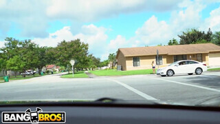 BANGBROS - latin amerikai gádzsi lógós méretes csöcsei