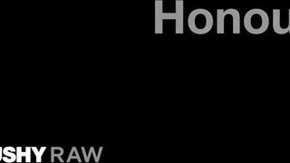 TUSHYRAW - Honour gigászi ánuszába betolják a farkat
