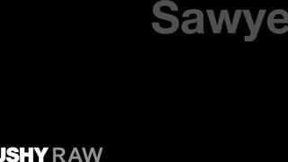 TUSHYRAW - Sawyer az extra vékony csajszika