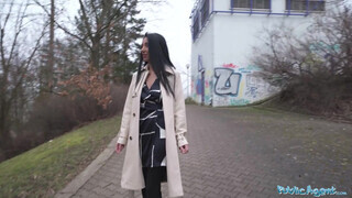 Public Agent - Wild Nicol imádja a óriási kárót