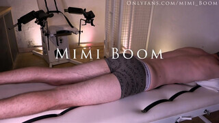 Mimi Boom bekapja a pasasa faszát