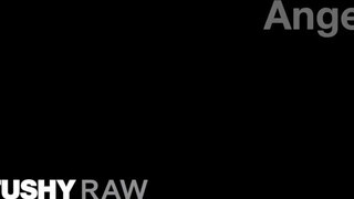 TUSHYRAW - Angel Youngs análba baszva