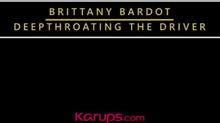 Karups - Brittany Bardot a gyönyörű világos szőke milf