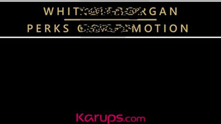 Karups - Whitney Morgan hancúrozik a tinédzser manussal