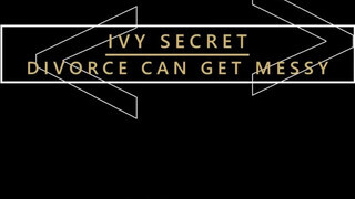 Karups - Ivy Secret a gigantikus cickós vonzó milf