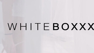 WHITEBOXXX - Nelly Kent és Alissia édeshármasban hancuroznak