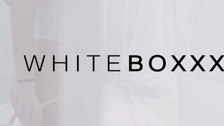 WhiteBoxxx - Nicole Love gyöngéd kufircolása