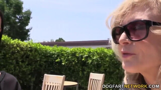Nina Hartley és Raven Bay meg a néger csávó