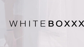WHITEBOXXX - Anie Darling édeshármasban szexel