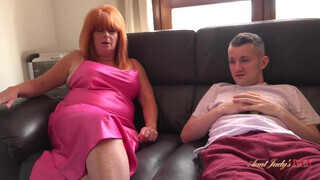 Aunt Judys XXX - Melanie megkívánta a félénk muksót