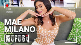 MOFOS - Mae Milano pinája megbaszva derekasan