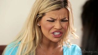 Abby Lee Latin és Adriana Sephora forró fiatal lezbi játékai