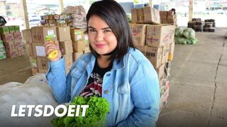 Molett latina milf pinája mélyen megrakva xiomarától