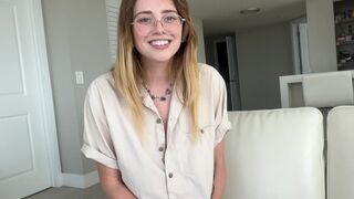 Tomboy luvnyám bebizonyítja, hogy nem lezbi – Lucy Foxx forró háztartási fantáziája scott starkkal