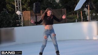 Jessie Wylde lenyomozza a nyilvános cidázás művészetét