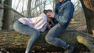 Megbasztam egy szexy házas idegent a parkban